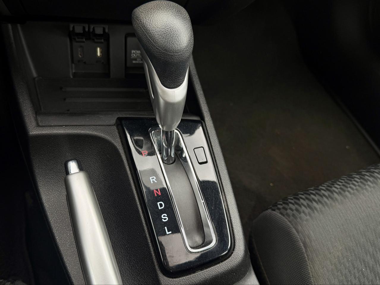 2014 Honda Civic FINANCING AVAILABLE Photo11