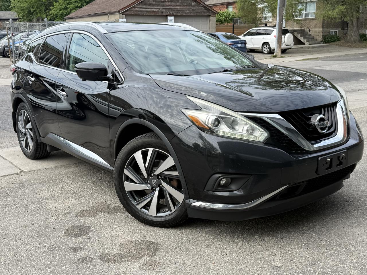 2016 Nissan Murano Platinum Photo2