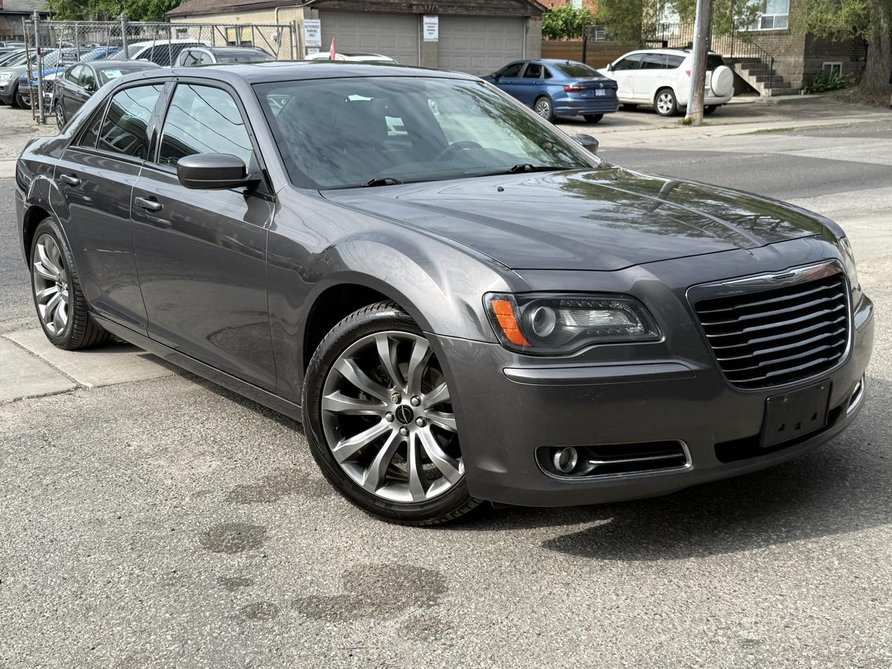 2014 Chrysler 300 300S Photo