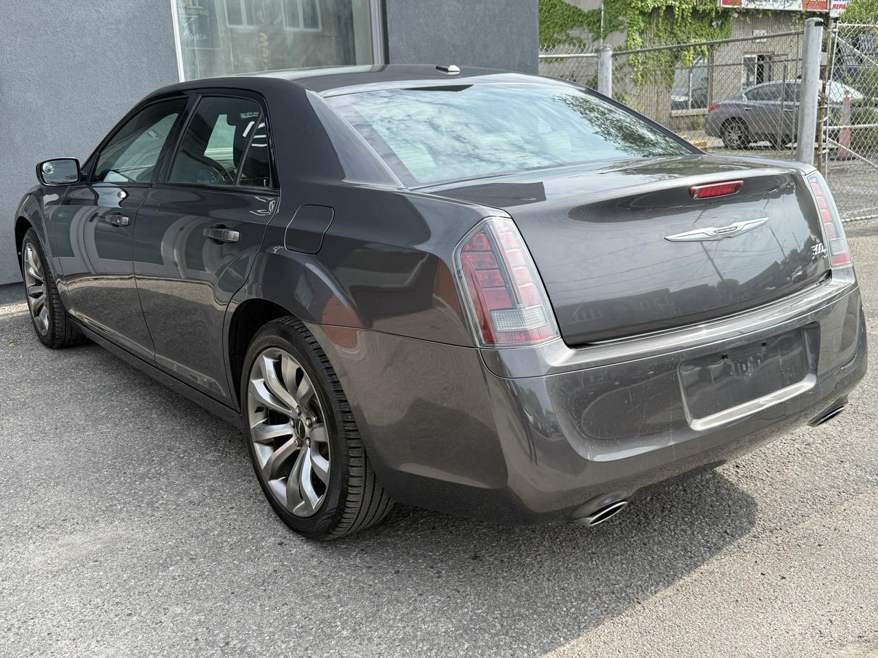 2014 Chrysler 300 300S Photo