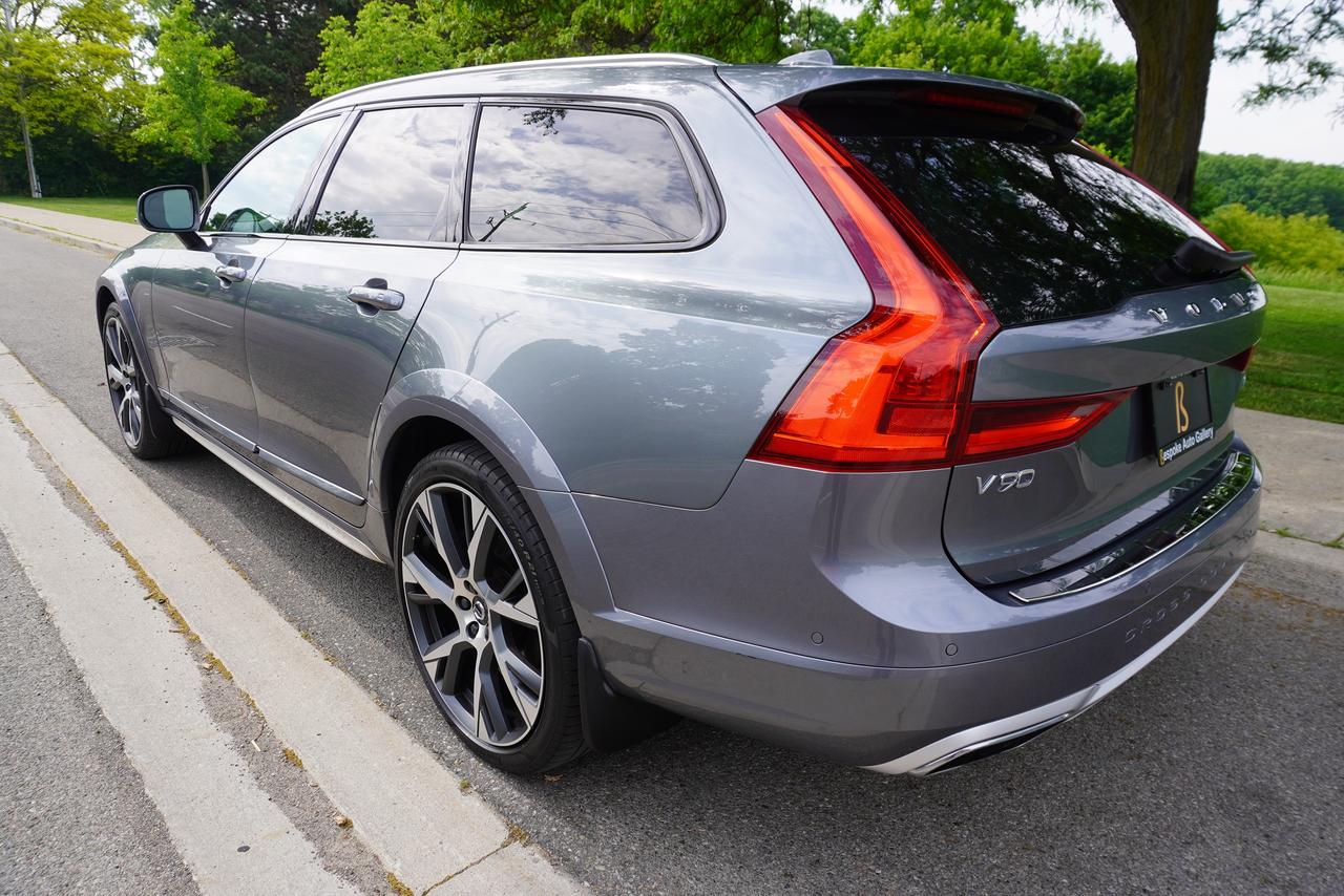 2019 Volvo V90 ONE OWNER / LUXURY / ADVENTURE / PRACTICALITY Photo2