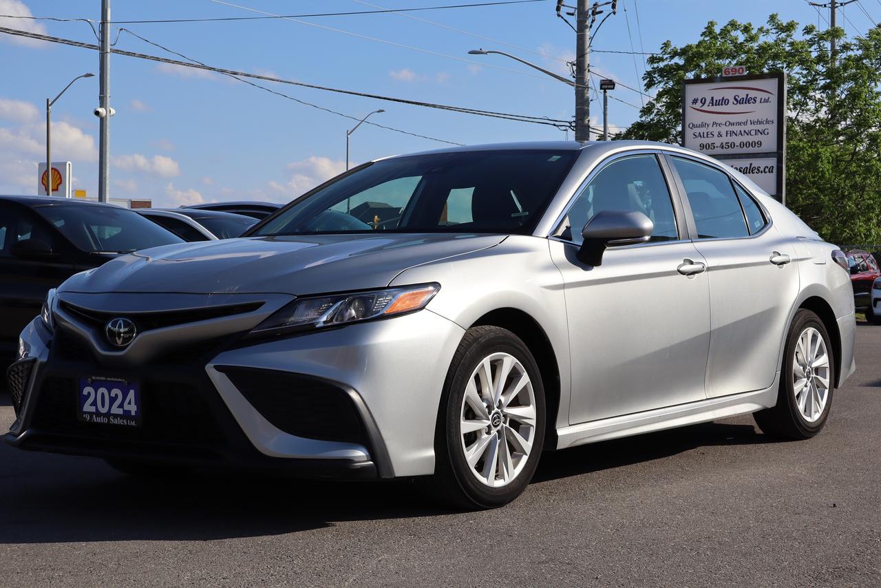 2024 Toyota Camry SE Auto Photo