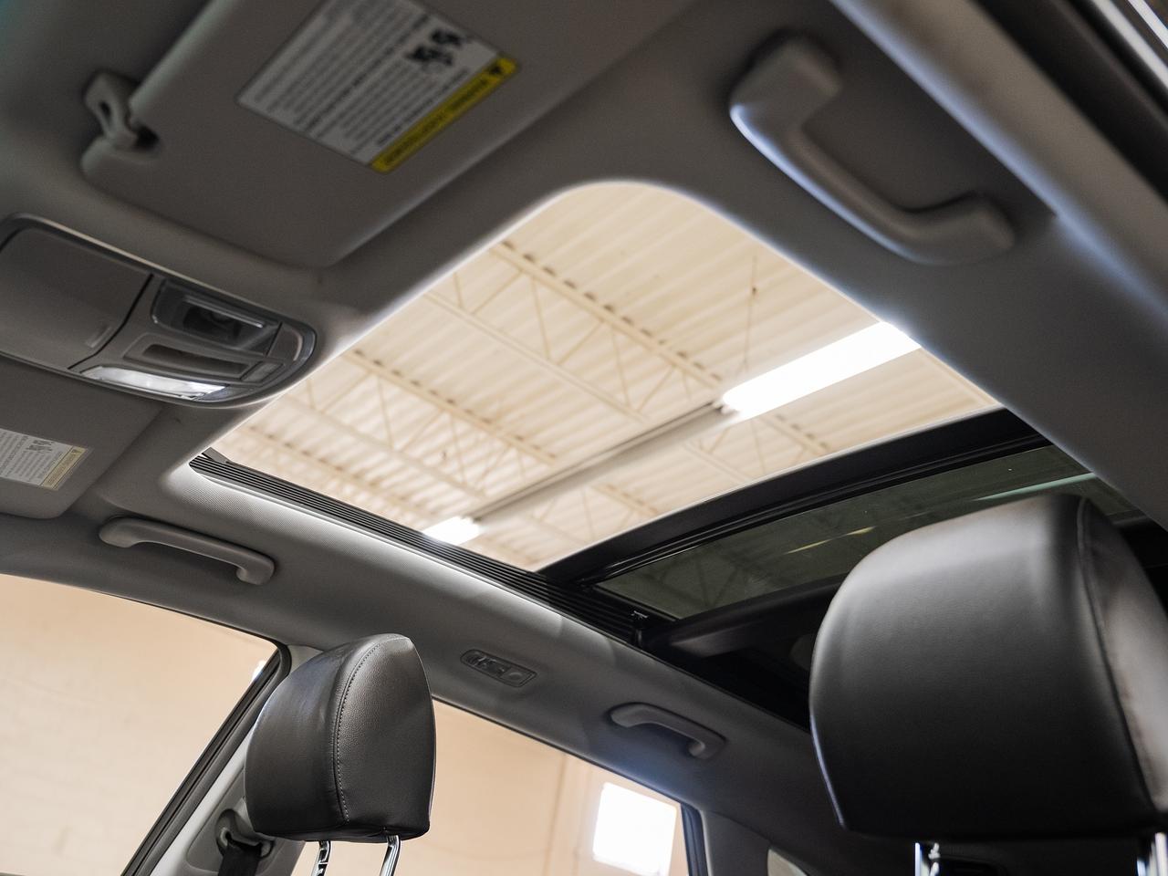 2020 Hyundai Tucson LUXURY AWD | Pano roof | Leather | BSM | CarPlay