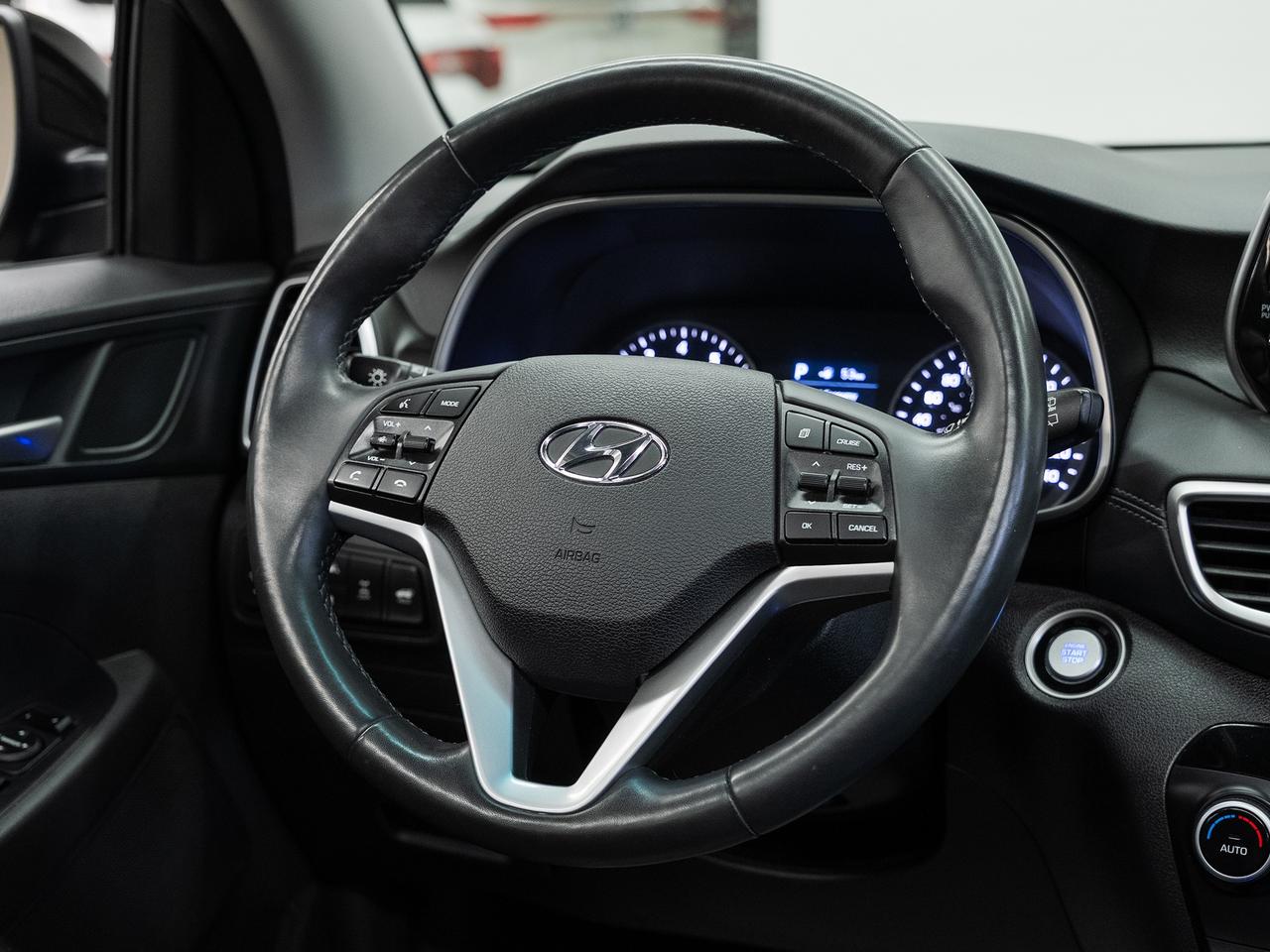2020 Hyundai Tucson LUXURY AWD | Pano roof | Leather | BSM | CarPlay