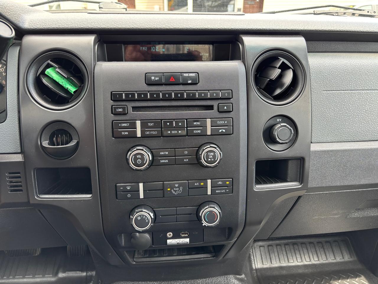 2013 Ford F-150 XL Photo