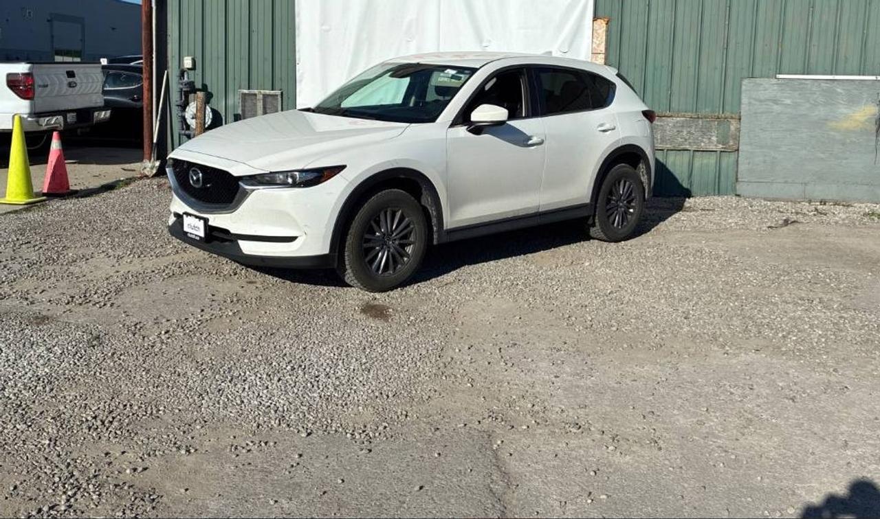 2017 Mazda CX-5 GS AWD, NAV, BACK-UP CAM, AND MORE!! Photo