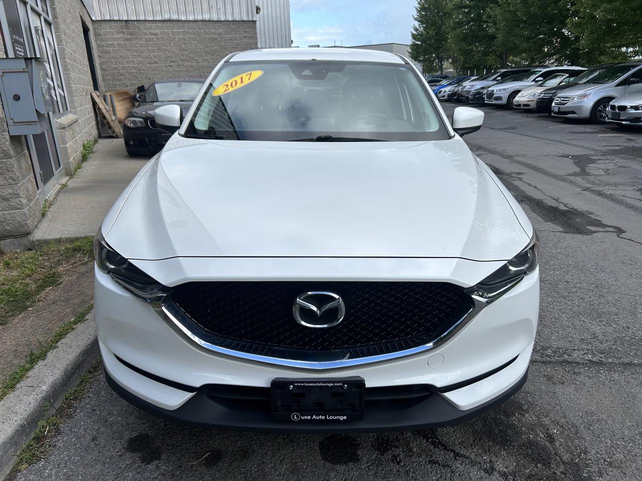2017 Mazda CX-5 GS AWD, NAV, BACK-UP CAM, AND MORE!! Photo