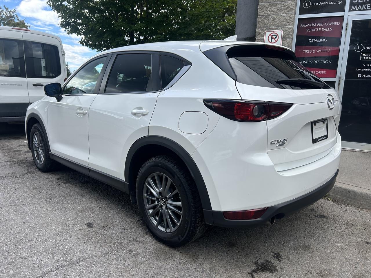 2017 Mazda CX-5 GS AWD, NAV, BACK-UP CAM, AND MORE!! Photo