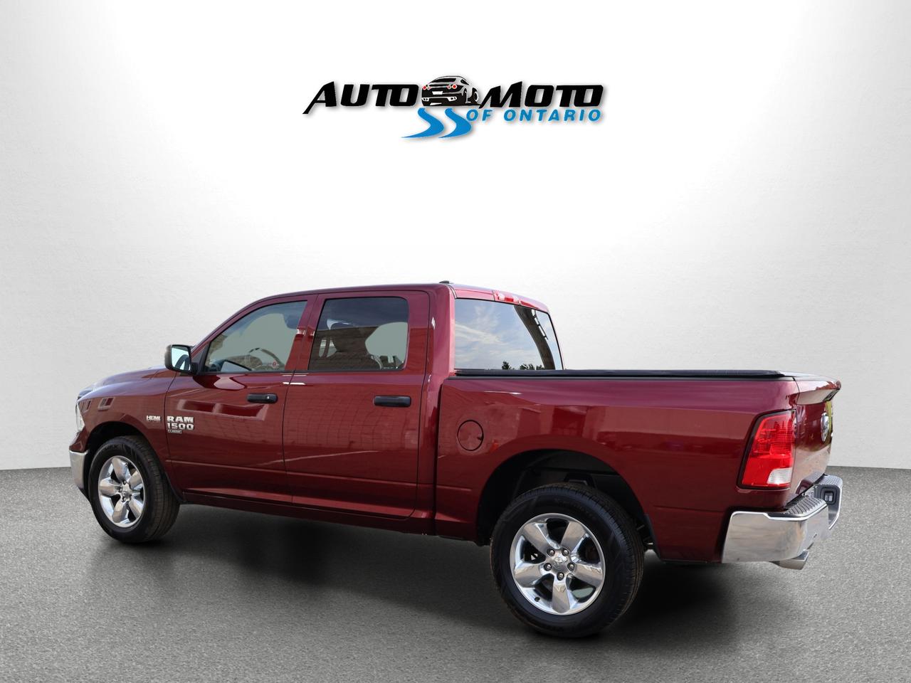 2019 RAM 1500 ST HEMI CREW 4WD CERTIFIED *SERVICE RECORDS* CAMERA BLUETOOTH CRUISE ALLOYS Photo4