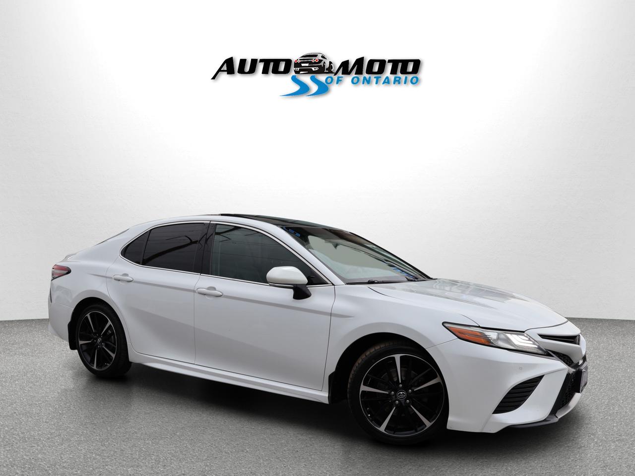 2018 Toyota Camry XSE CERTIFIED *ACCIDENT FREE*TOYOTA MAINTAIN* CAMERA NAV BLUETOOTH LEATHER HEATED SEATS PANO ROOF CRUISE ALLOYS Photo0