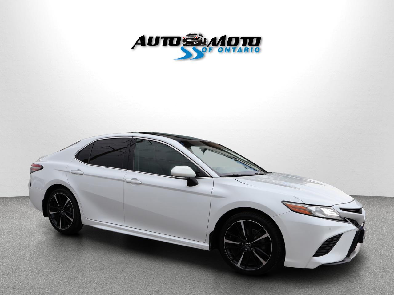 2018 Toyota Camry XSE CERTIFIED *ACCIDENT FREE*TOYOTA MAINTAIN* CAMERA NAV BLUETOOTH LEATHER HEATED SEATS PANO ROOF CRUISE ALLOYS Photo