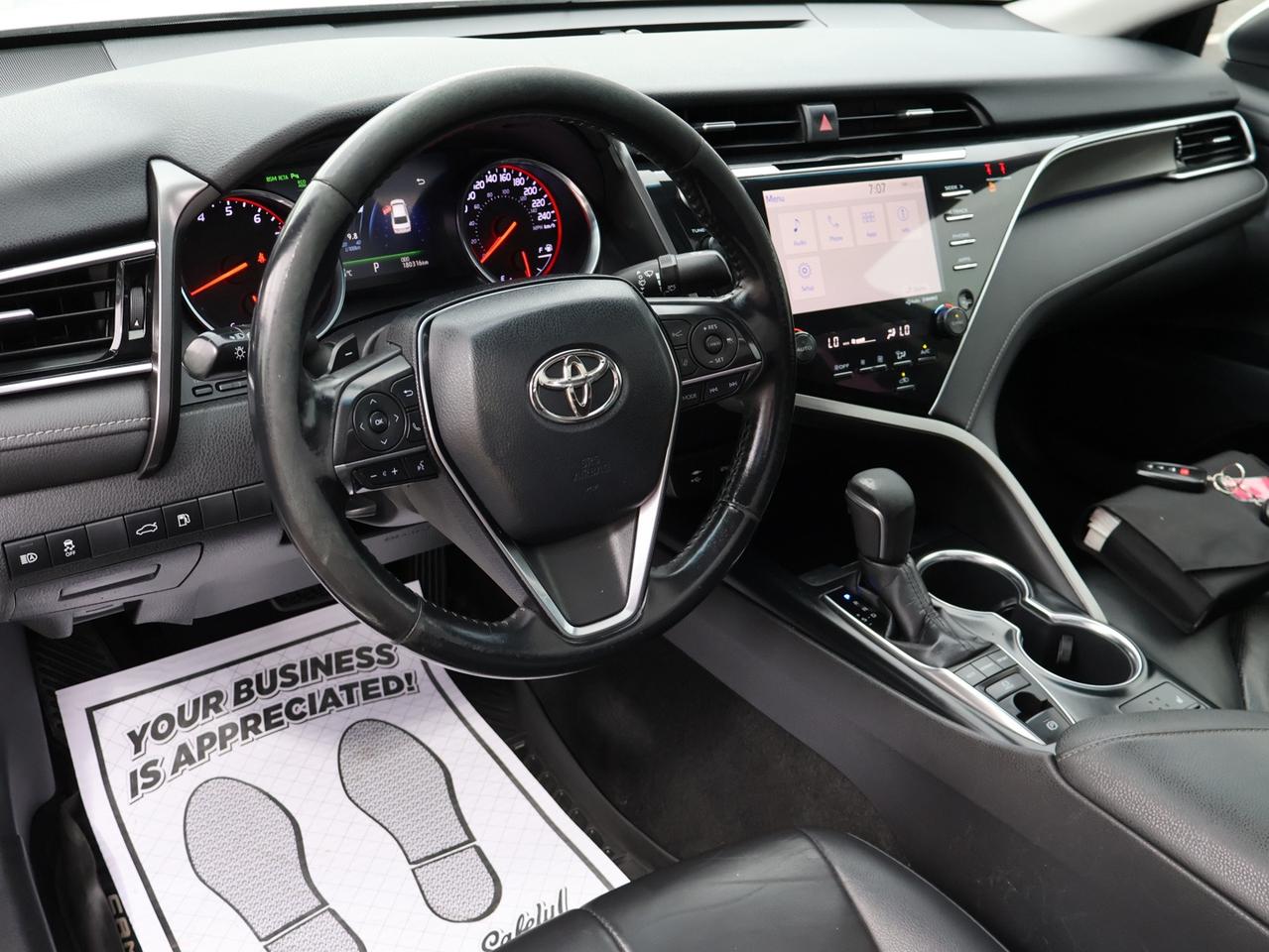 2018 Toyota Camry XSE CERTIFIED *ACCIDENT FREE*TOYOTA MAINTAIN* CAMERA NAV BLUETOOTH LEATHER HEATED SEATS PANO ROOF CRUISE ALLOYS Photo