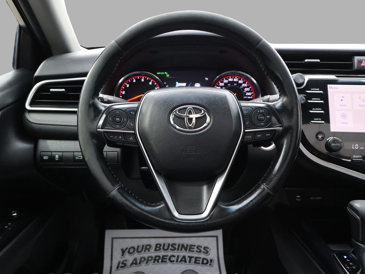 2018 Toyota Camry XSE CERTIFIED *ACCIDENT FREE*TOYOTA MAINTAIN* CAMERA NAV BLUETOOTH LEATHER HEATED SEATS PANO ROOF CRUISE ALLOYS Photo