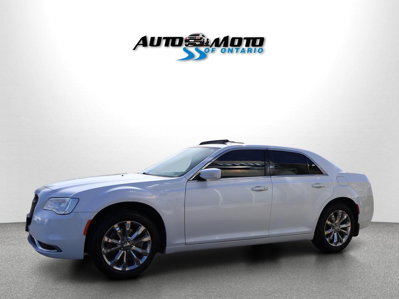 2015 Chrysler 300 TOURING AWD CERTIFIED *ACCIDENT FREE*SERVICE RECORDS* CAMERA NAV BLUETOOTH LEATHRE HEATED SEATS PANO ROOF CRUISE ALLOYS Photo