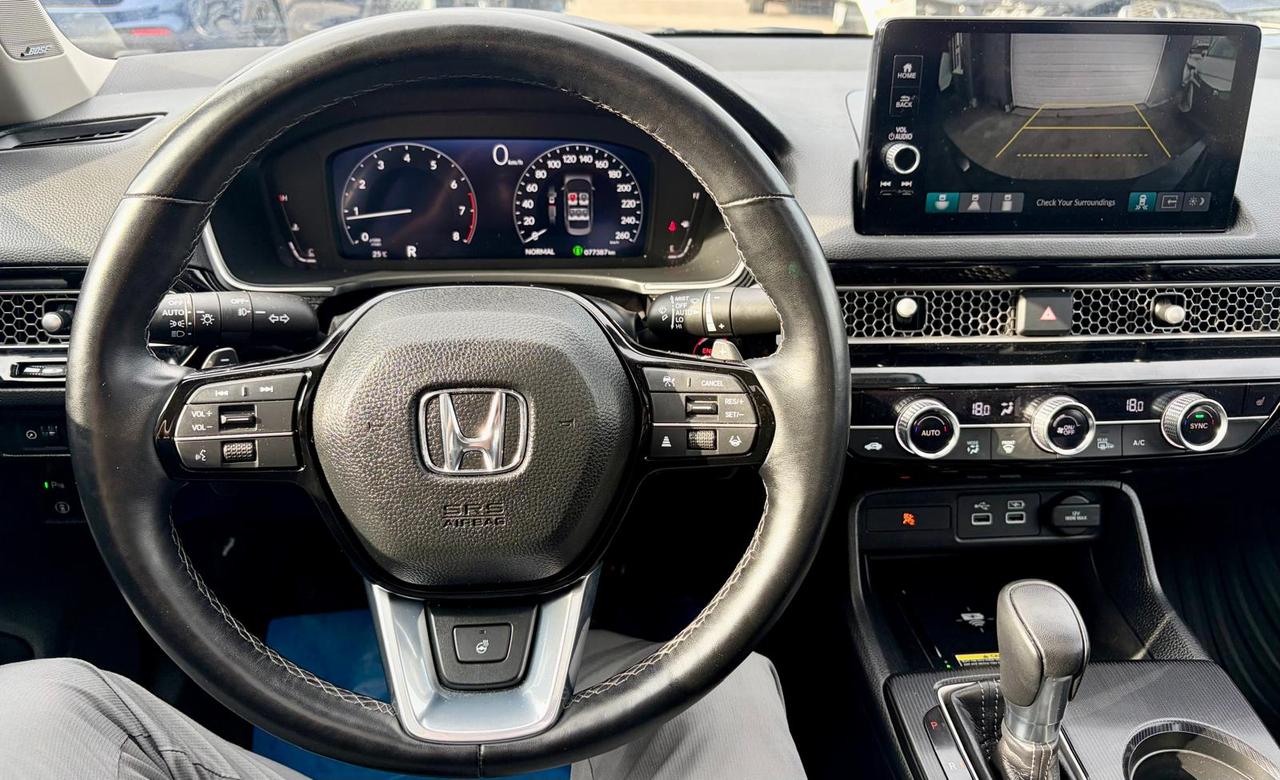 2023 Honda Civic Touring Photo