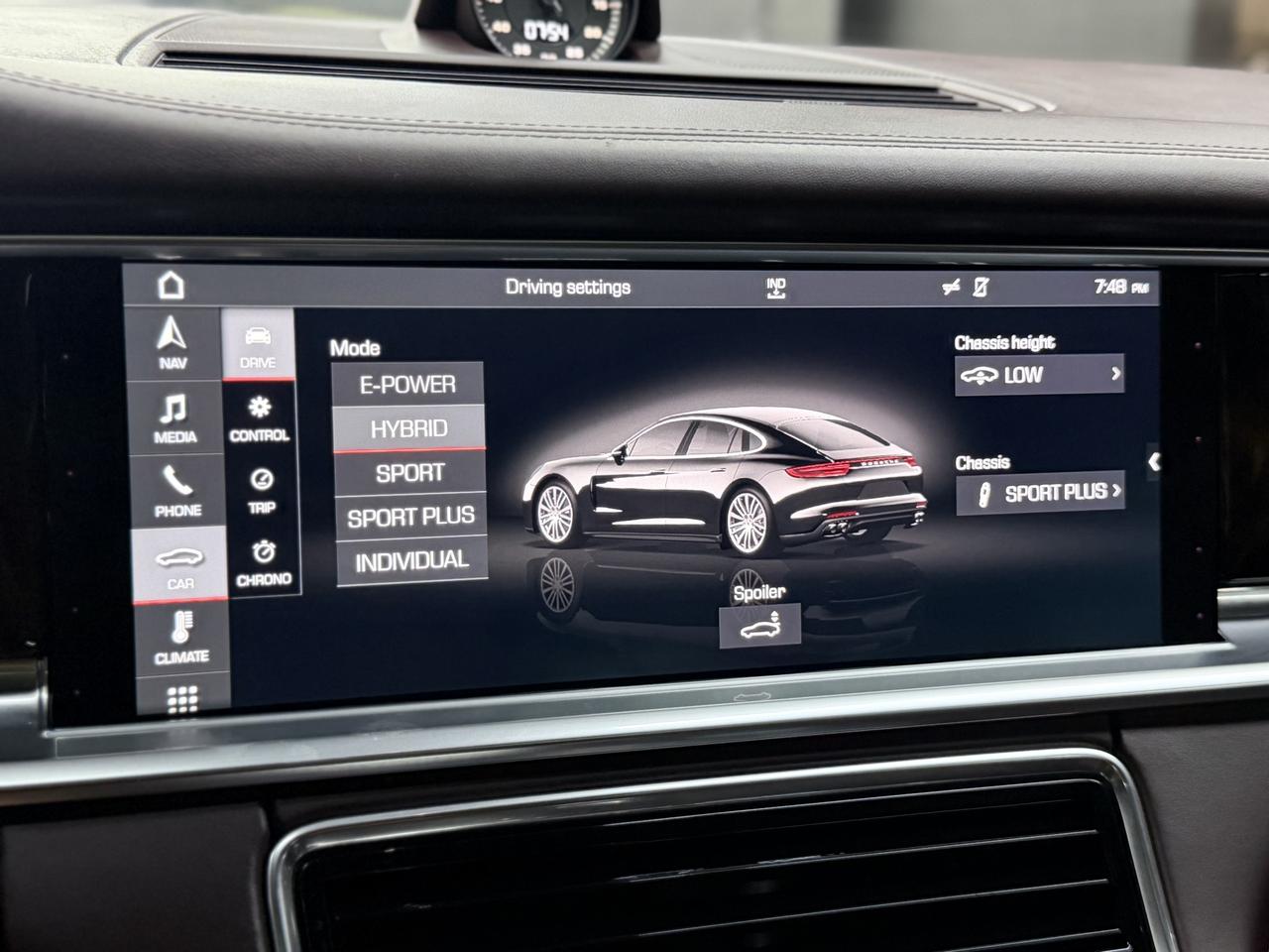 2018 Porsche Panamera 4 E-HYBRID|PANO|CHRONO|BSM|AIR SUSPN.| Photo