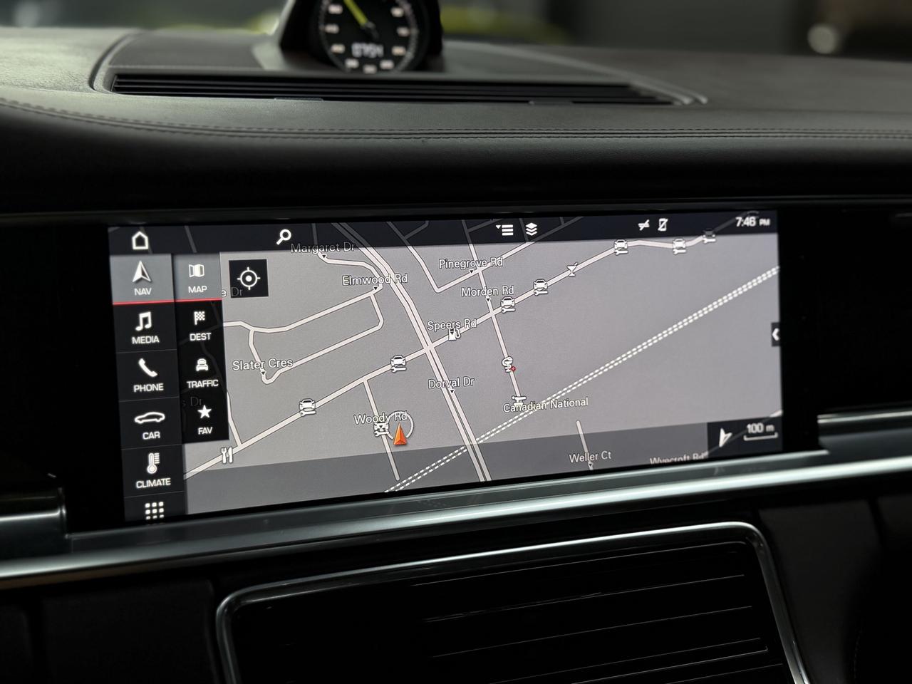 2018 Porsche Panamera 4 E-HYBRID|PANO|CHRONO|BSM|AIR SUSPN.| Photo