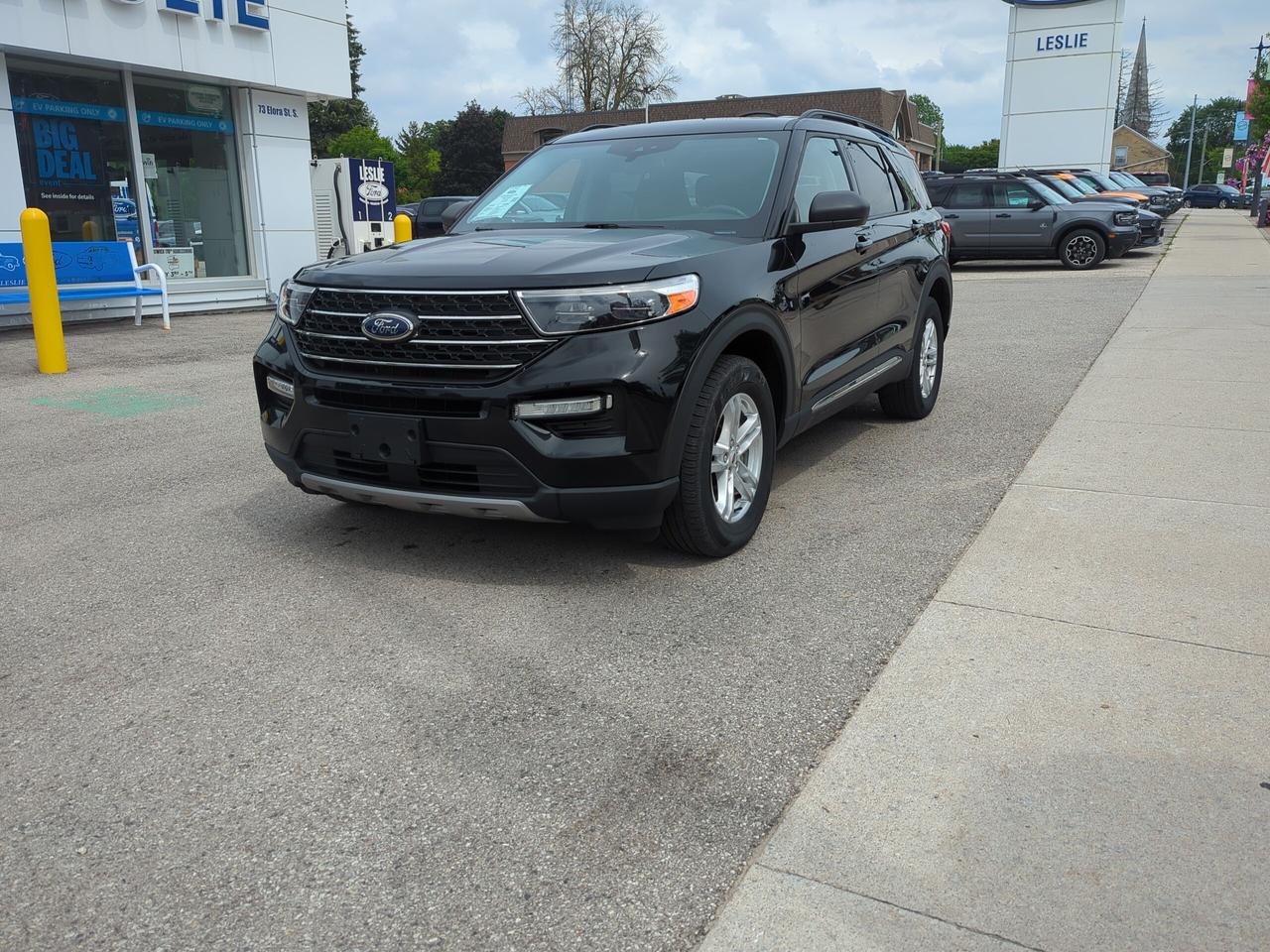 <p>This one owner, accident free trade includes:</p><ul><li>Power Heated Front Seats</li><li>Heated Steering Wheel</li><li>Remote Start</li><li>Reverse Camera</li><li>Keyless Entry w/ Push Button Start</li><li>Keyless Entry Keypad</li><li>Twin Panel Moonroof</li><li>Adaptive Cruise Control</li><li>Tri-Zone Air Conditioning</li><li>Lane Keeping System</li><li>Rear Parking Sensors</li><li>Auto High Beams</li><li>Power Liftgate</li></ul>