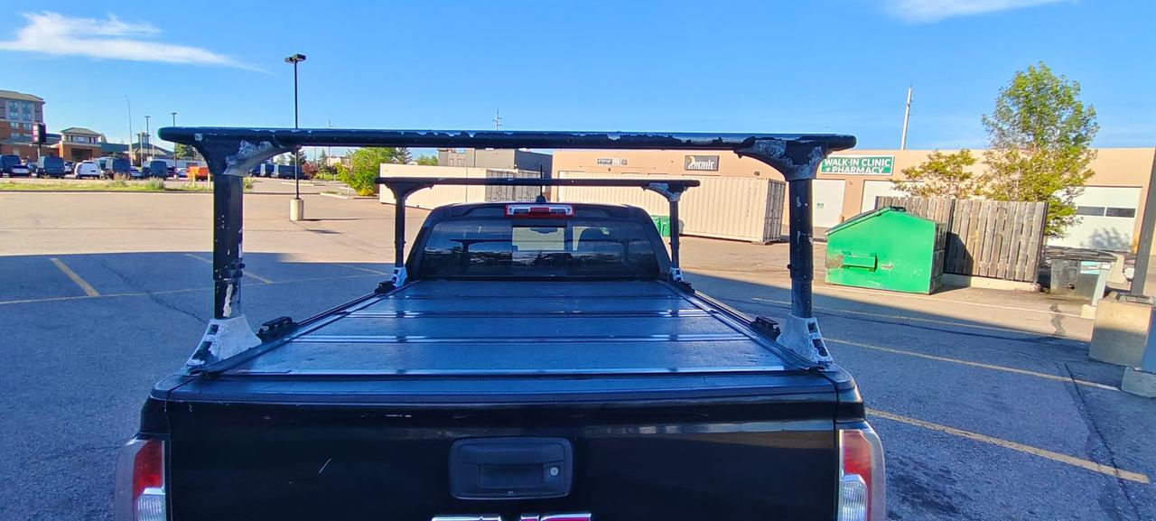 2019 GMC Canyon 4WD SLE Photo