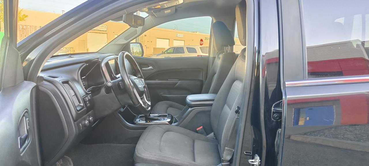 2019 GMC Canyon 4WD SLE - Photo #19