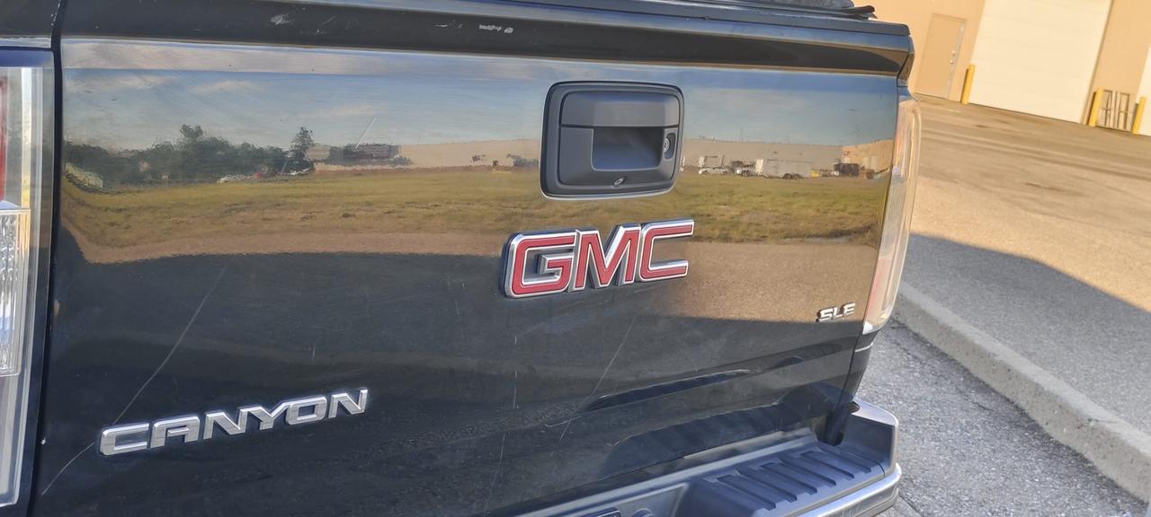 2019 GMC Canyon 4WD SLE Photo