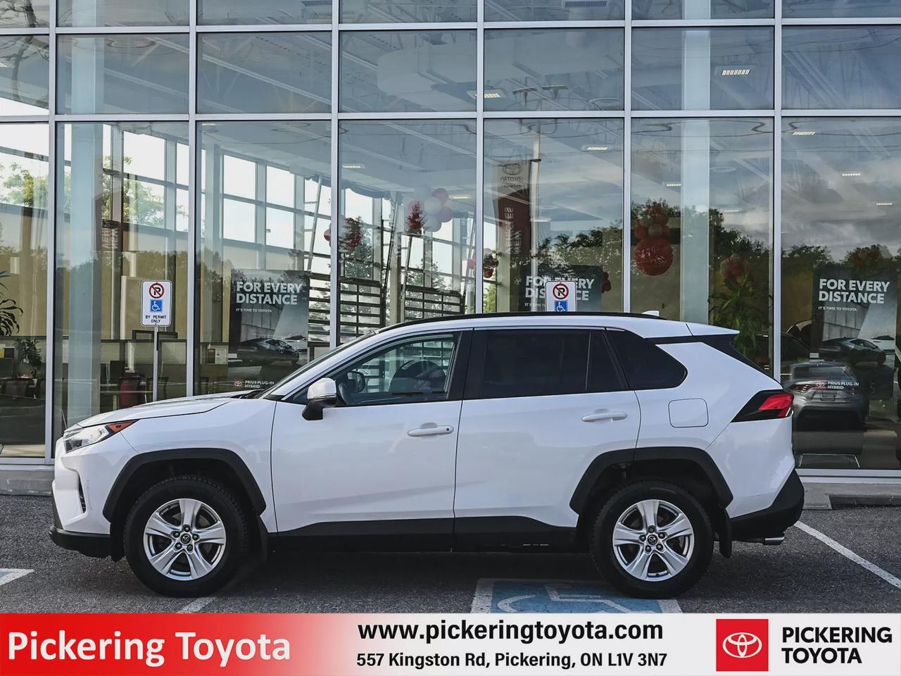 2021 Toyota RAV4 XLE Photo