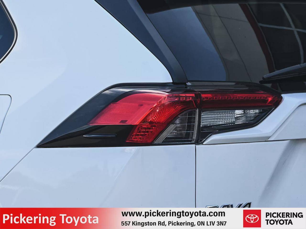 2021 Toyota RAV4 XLE Photo