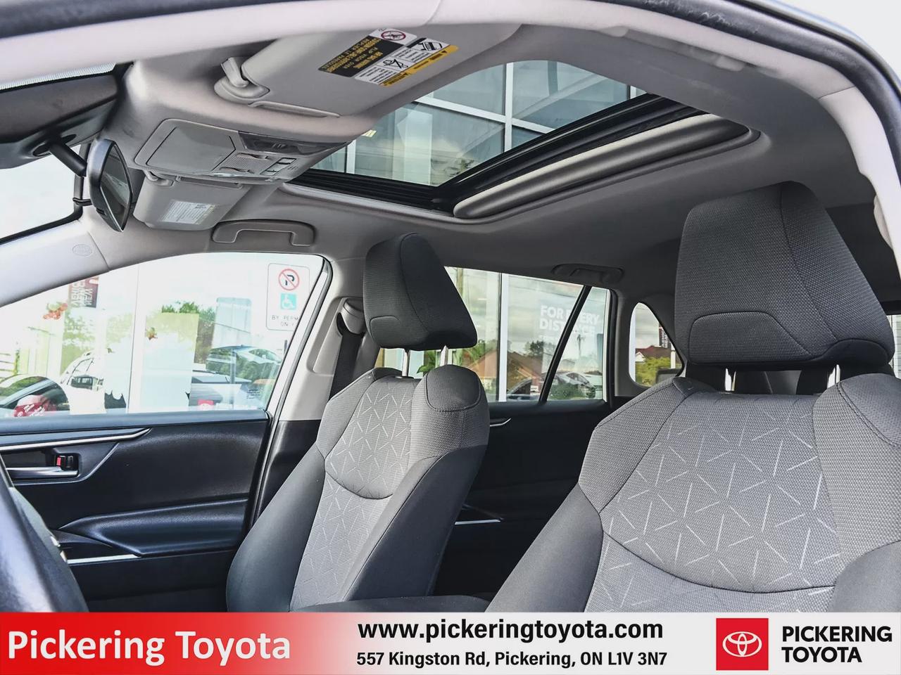 2021 Toyota RAV4 XLE Photo