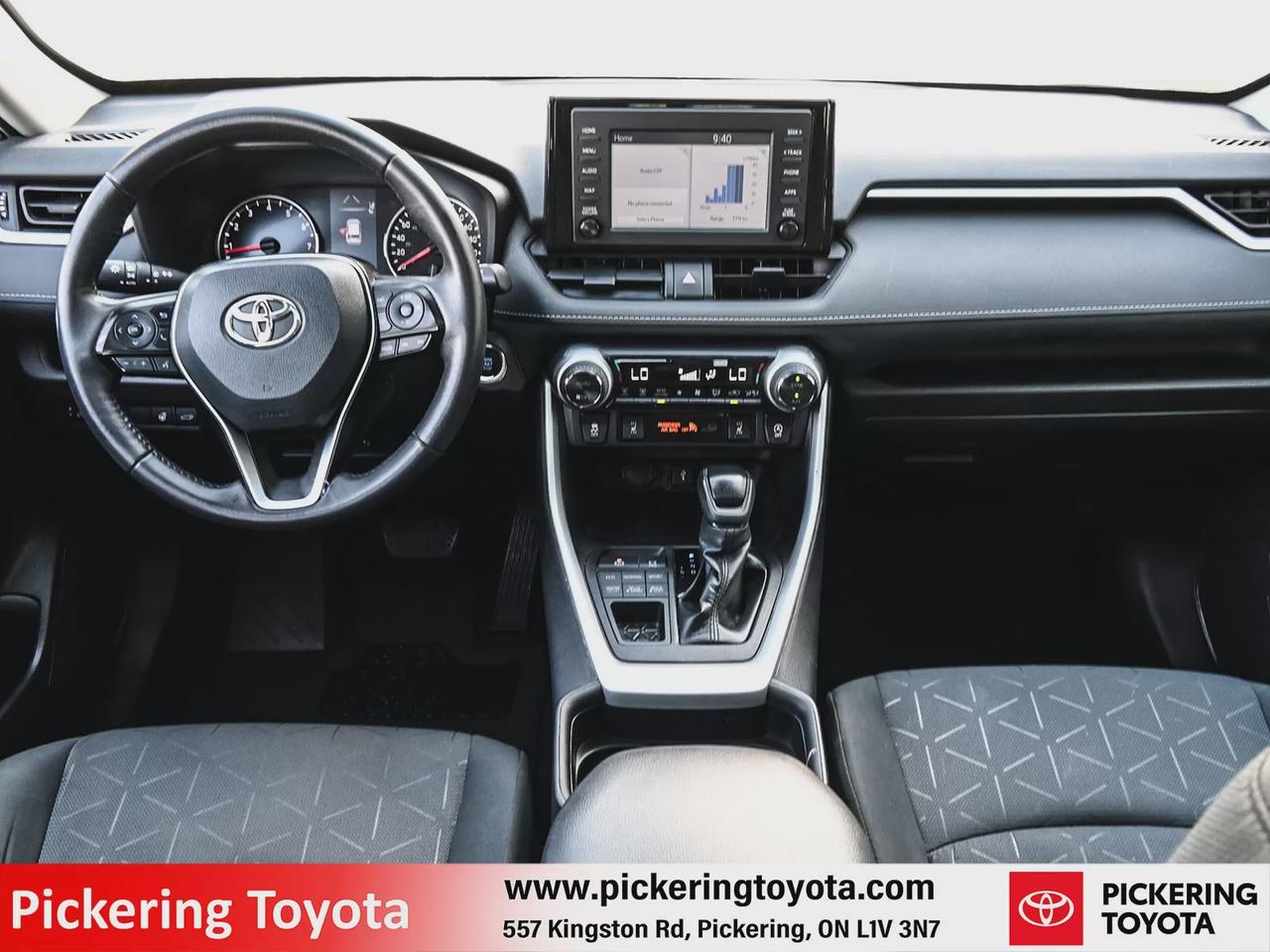 2021 Toyota RAV4 XLE Photo