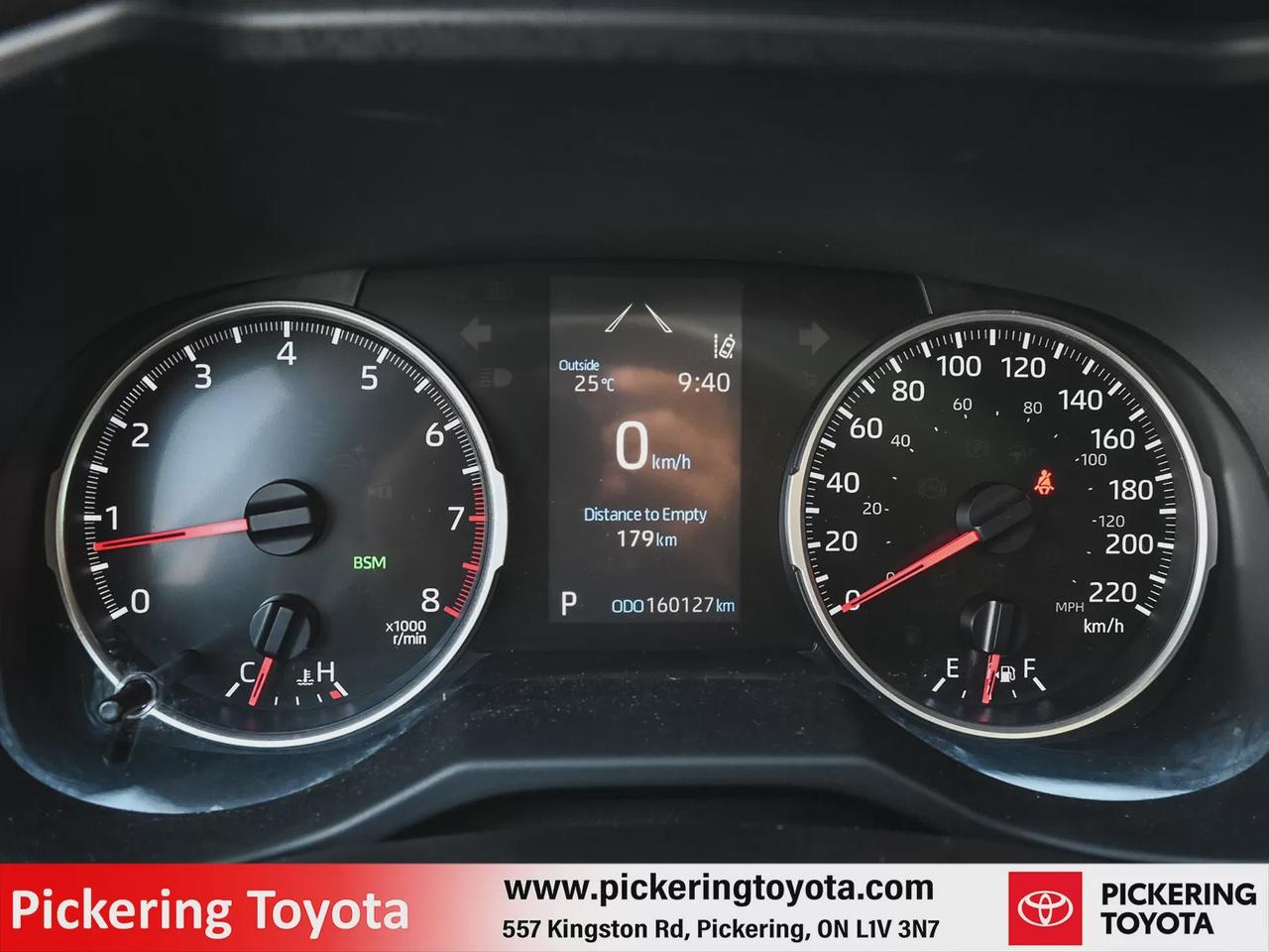 2021 Toyota RAV4 XLE Photo