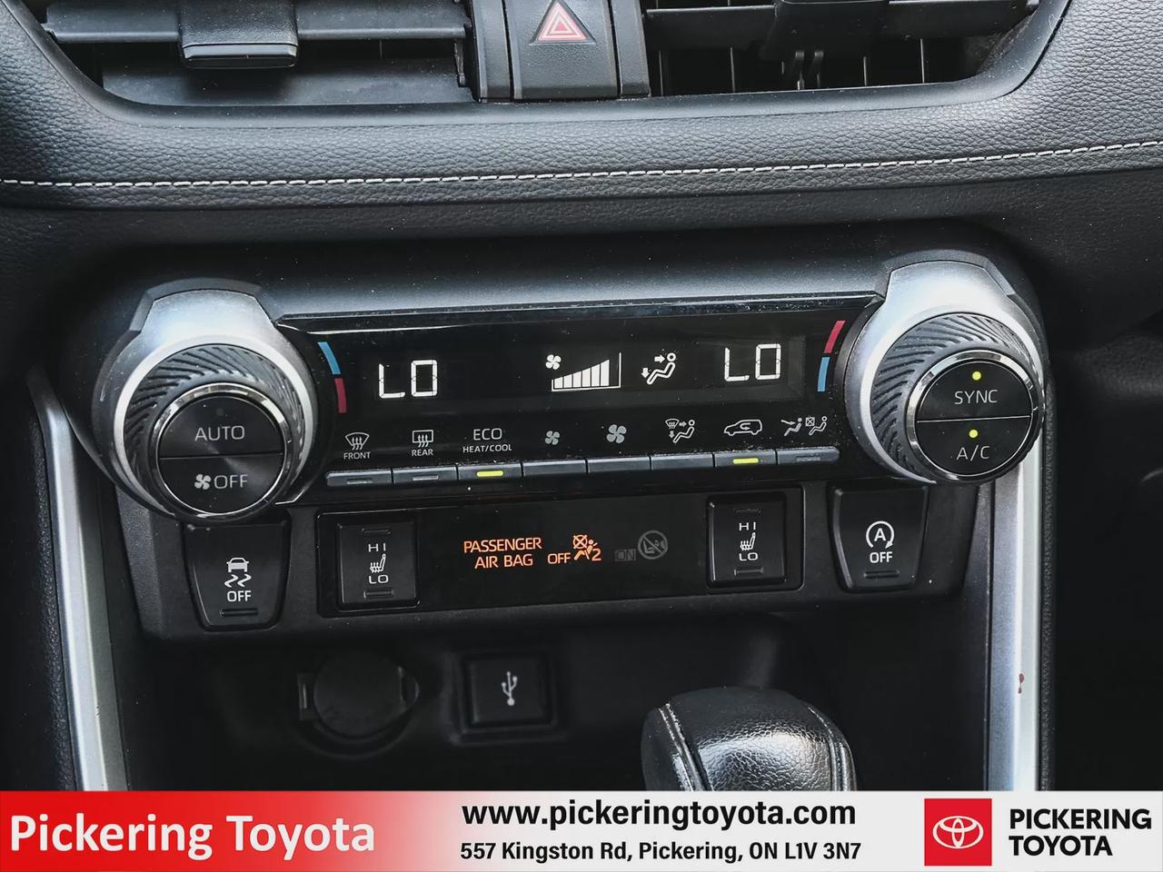 2021 Toyota RAV4 XLE Photo