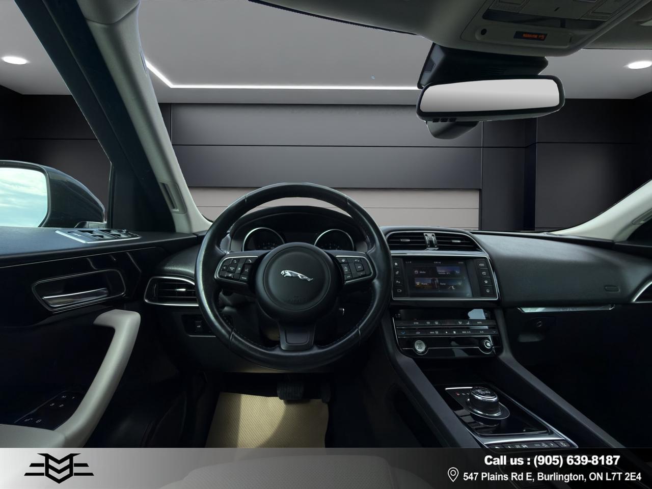 2017 Jaguar F-PACE 35t Prestige Awd - Navigation System - Panoramic Roof !!! Photo