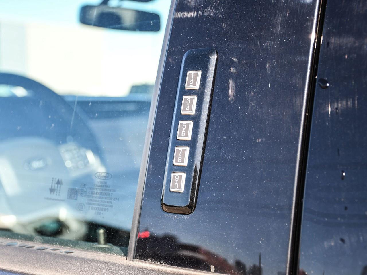 2024 Ford F-150 Lariat 4WD SuperCrew 5.5' Box Photo