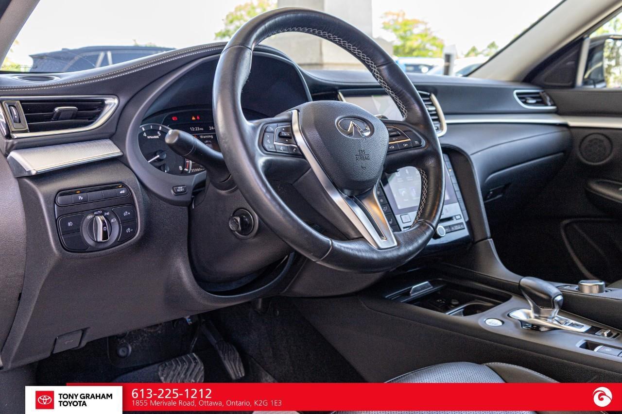 2019 Infiniti QX50 ESSENTIAL Photo