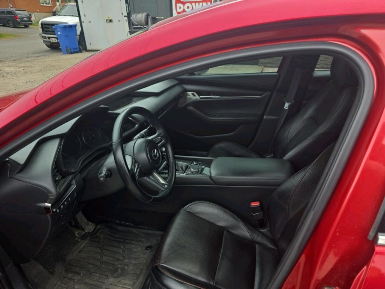 2021 Mazda MAZDA3 GT Photo
