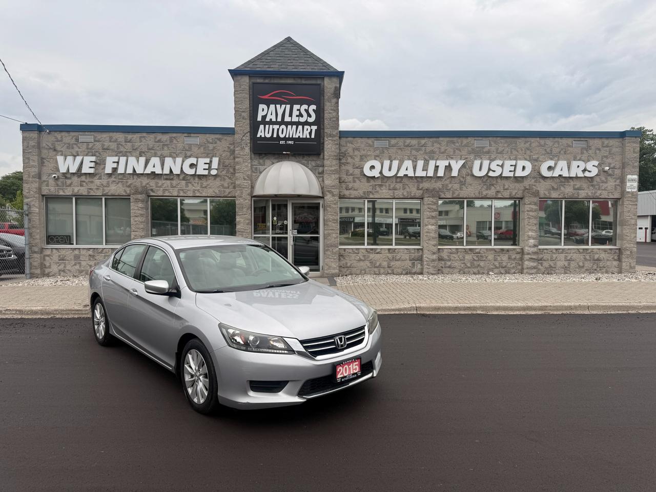 Used 2015 Honda Accord LX for sale in Sarnia, ON