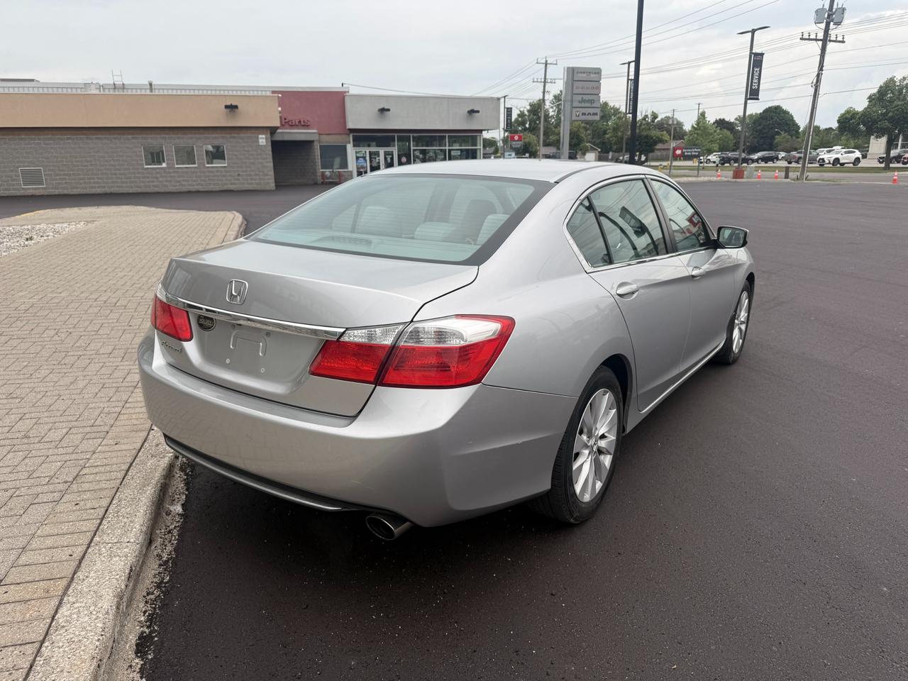 2015 Honda Accord LX Photo