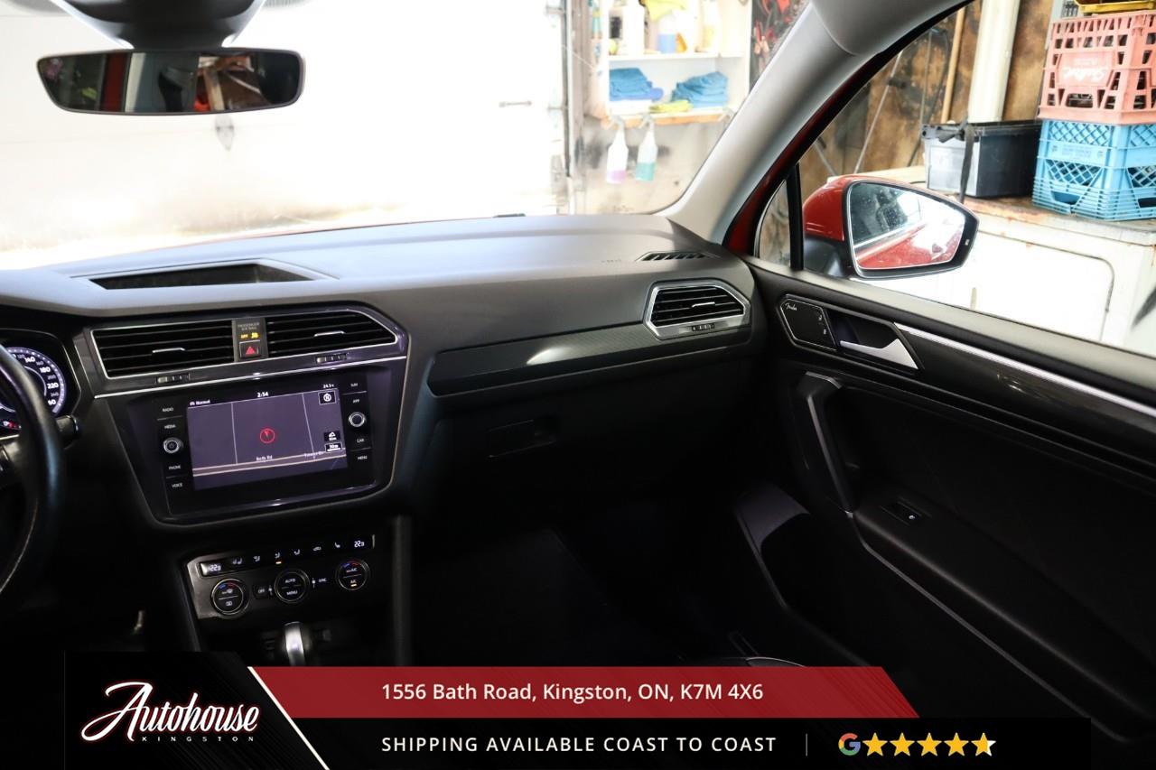 2018 Volkswagen Tiguan Highline LEATHER - PANORAMIC MOON ROOF Photo