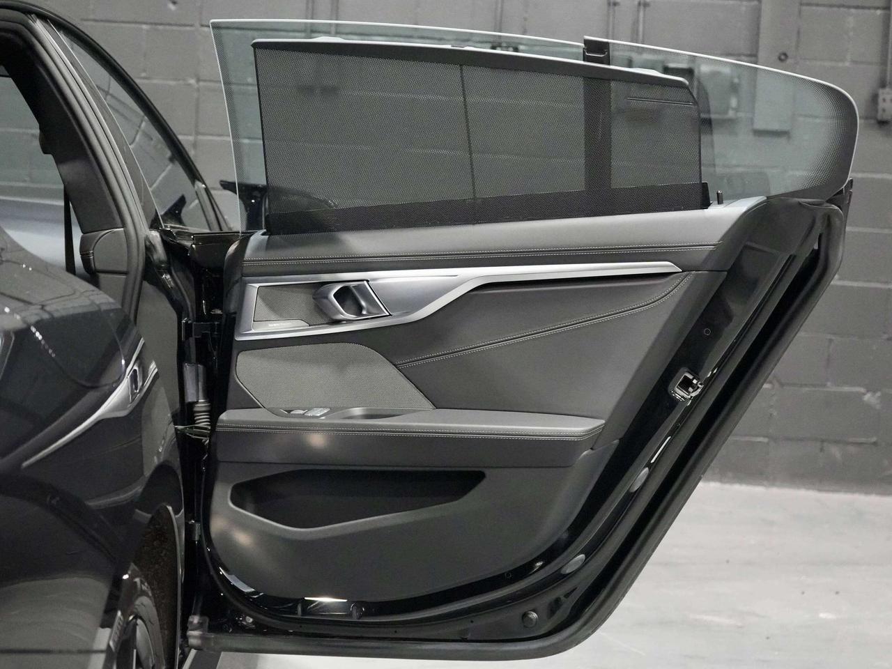 2023 BMW 8 Series xDrive|M PERFORMANCE|360|HUD|HARMAN|PANO Photo