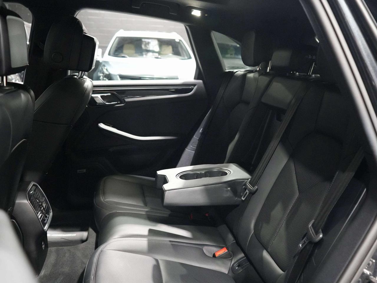 2023 Porsche Macan S|AUTOPARK|BOSE|360 CAM|LANE CHANGE ASSIST|PANO Photo