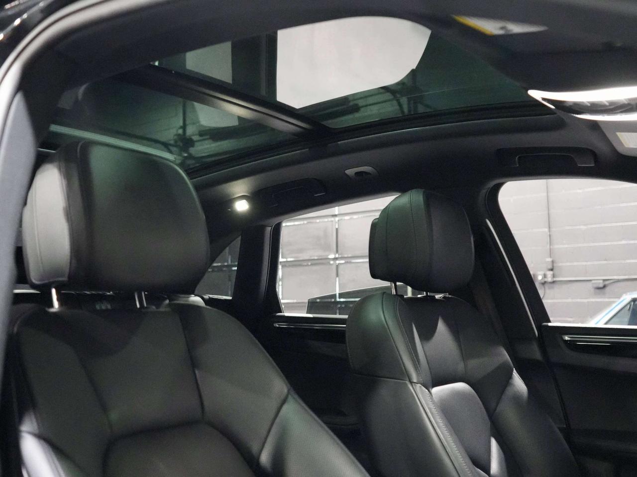 2023 Porsche Macan S|AUTOPARK|BOSE|360 CAM|LANE CHANGE ASSIST|PANO Photo