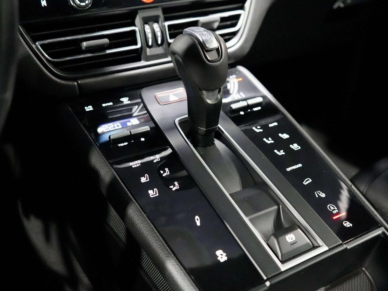 2023 Porsche Macan S|AUTOPARK|BOSE|360 CAM|LANE CHANGE ASSIST|PANO Photo