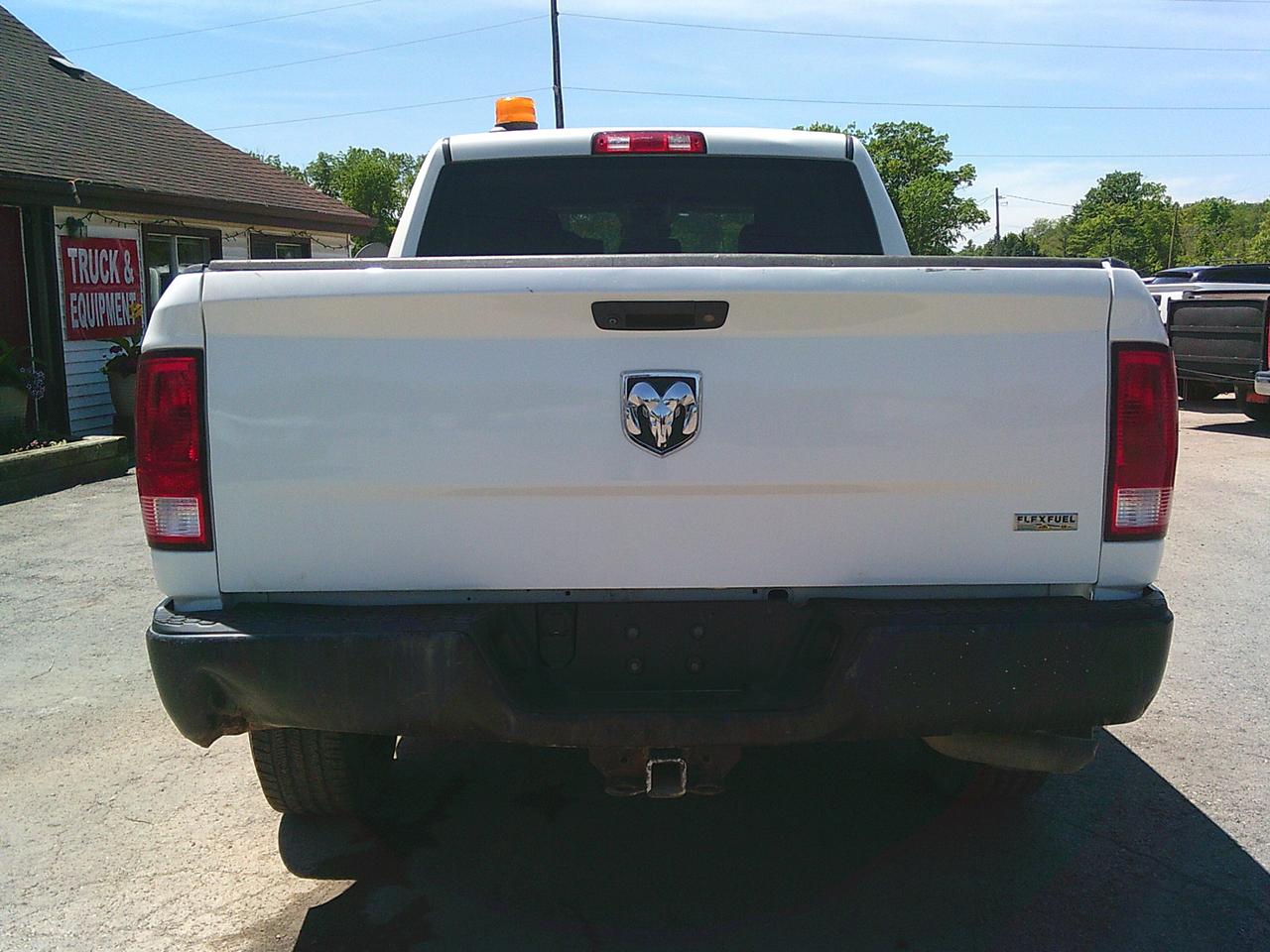 2017 RAM 1500 2WD Quad Cab 140.5  Tradesman Photo