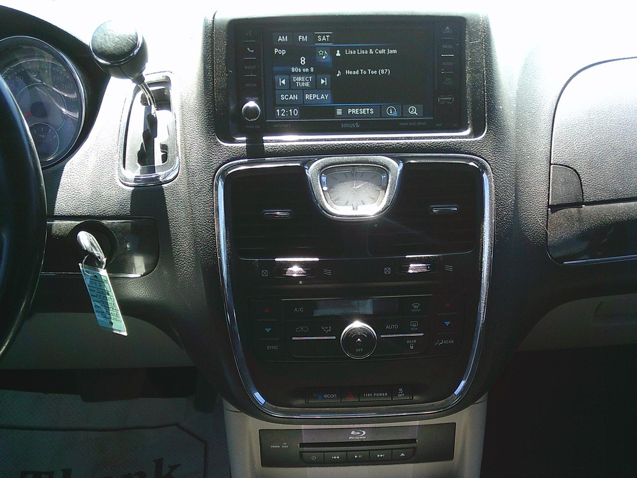 2016 Chrysler Town & Country 4DR WGN TOURING Photo