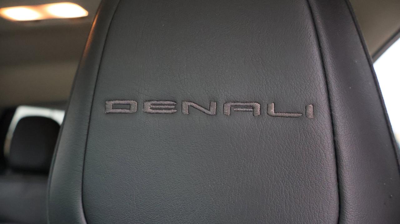 2021 GMC Canyon 4WD Denali | | HD Radio | Photo