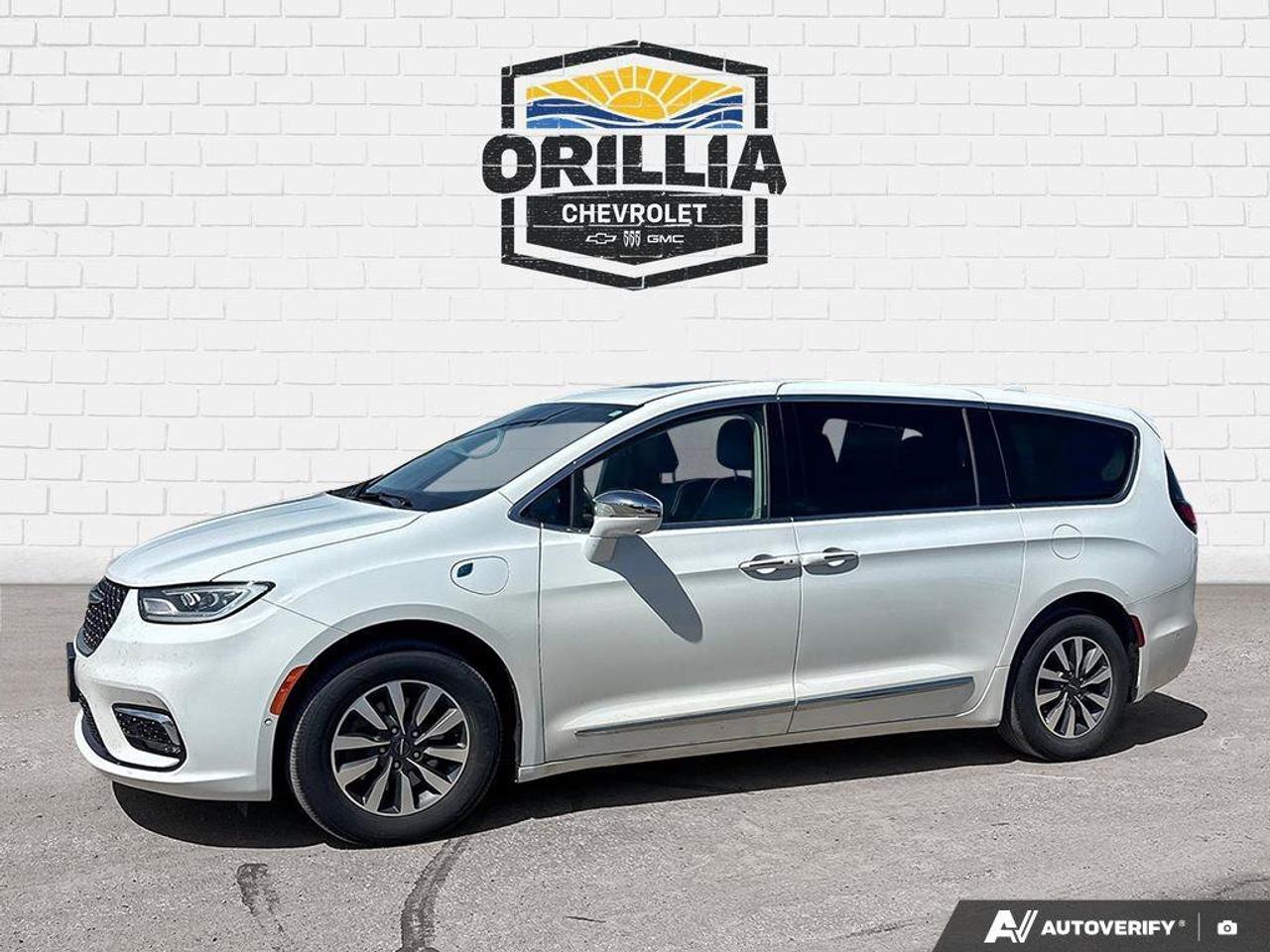 2022 Chrysler Pacifica Hybrid Limited | | Leather Seats | Photo