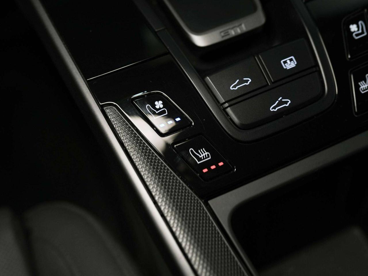 2022 Porsche 911 4 | PREMIUM PLUS | 20 IN Photo