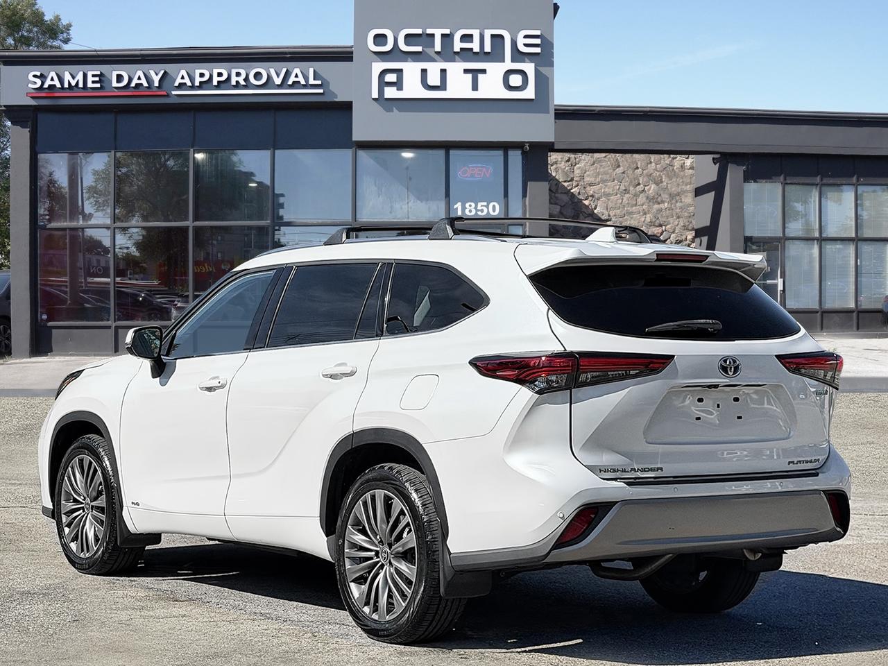 2022 Toyota Highlander HYBRID Limited AWD Photo