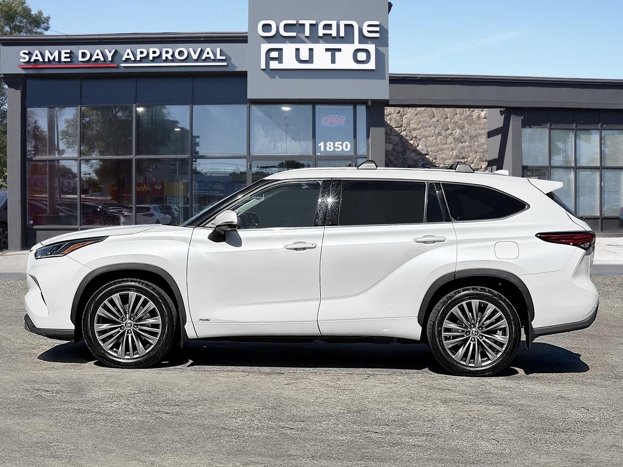 2022 Toyota Highlander HYBRID Limited AWD Photo