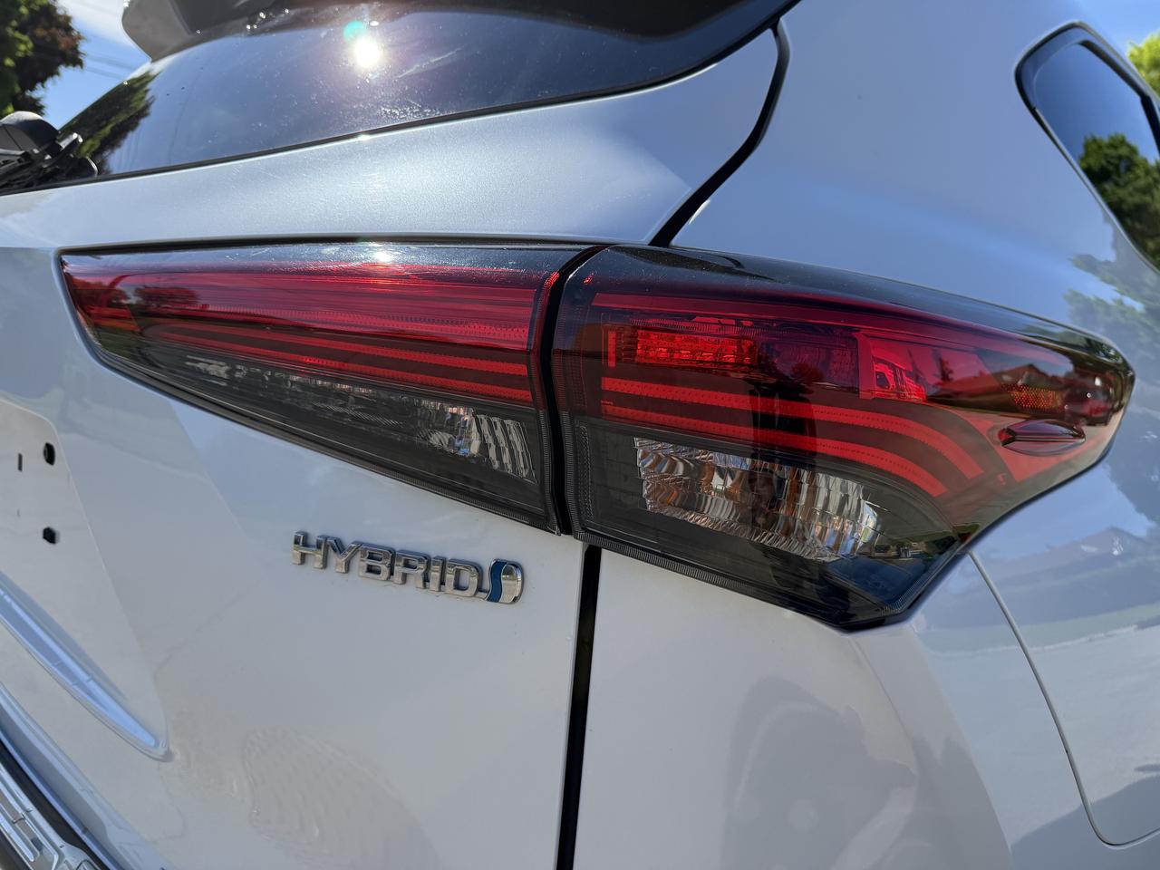 2022 Toyota Highlander HYBRID Limited AWD Photo